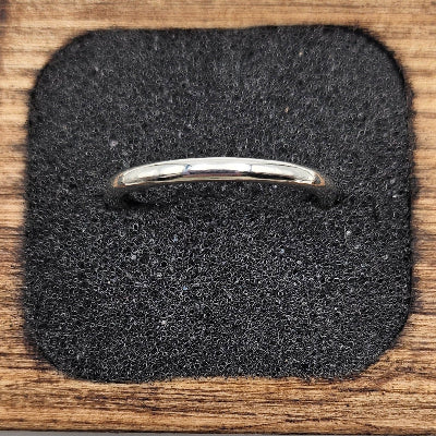 Sterling Silver 2mm plain round stacker ring top