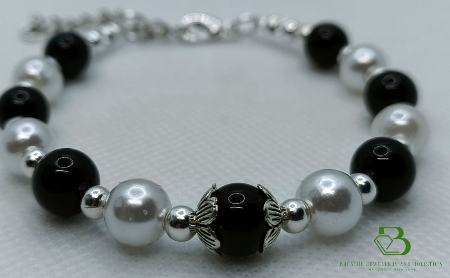 Pearl and Black Agate Force Gemstone Bracelet