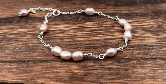 Sterling Silver Pink Freshwater Pearl Bracelet - Close Up View